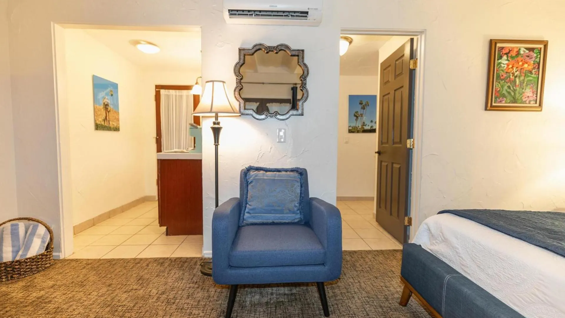 Hotel Old Ranch Inn - Adults Only 21 & Up